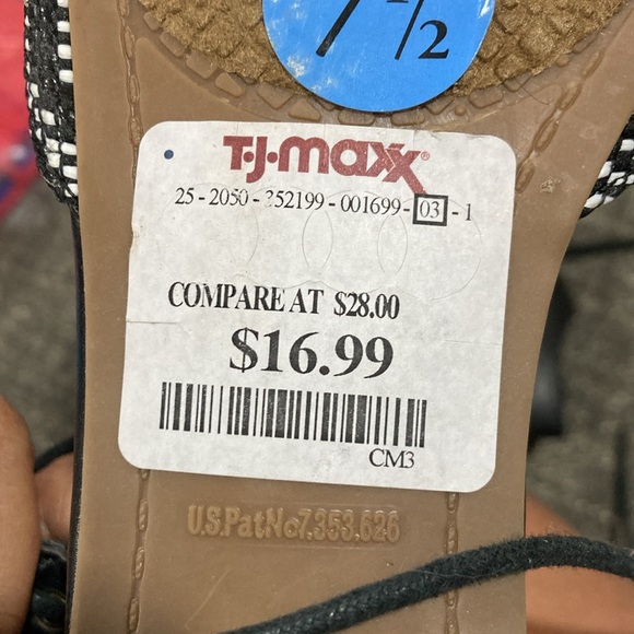 Flats - Picture 4 of 4